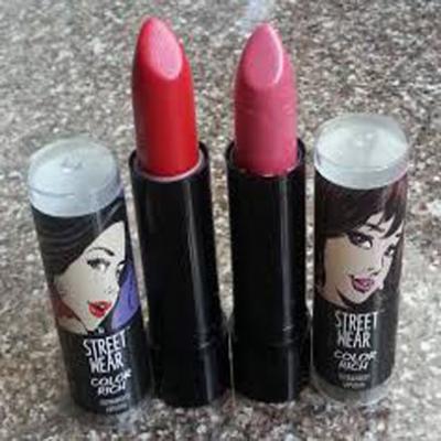 StreetWear Color Rich Ultra Moist Lipstick